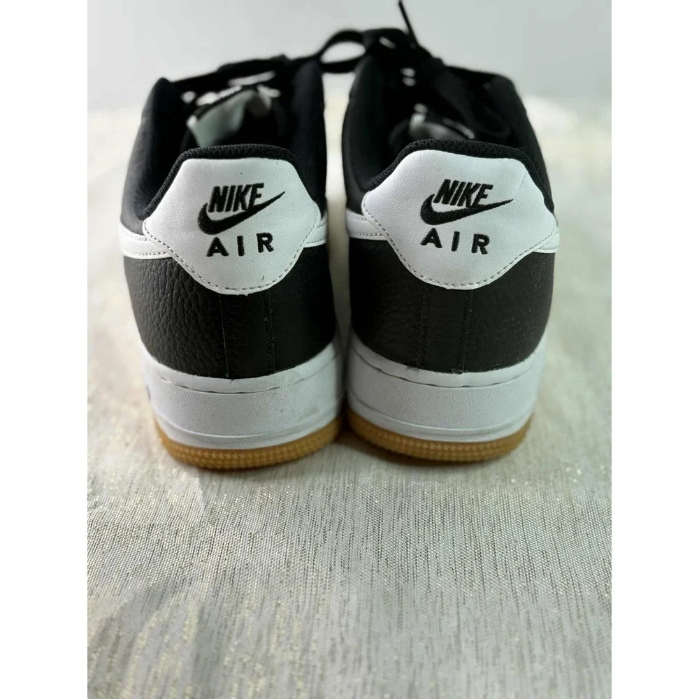 Nike Air Force 1 Low '07 Black White Gum Men size 8.5